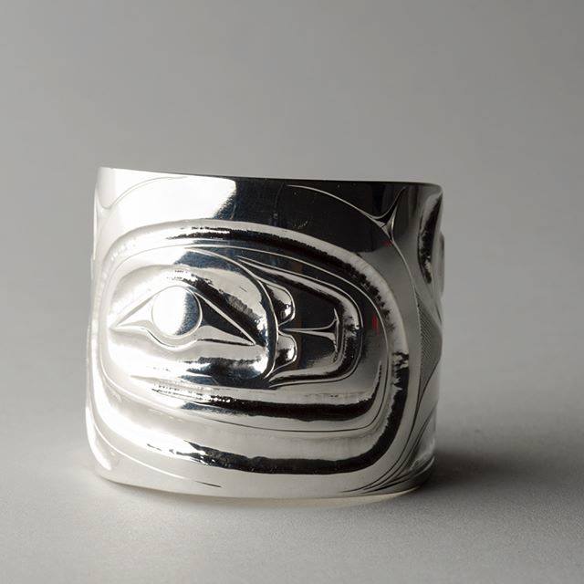 Douglas-reynolds-gallery-silver-bracelet