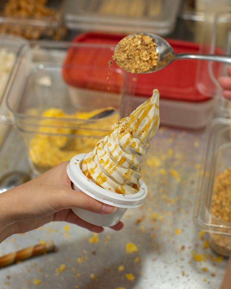 Ice-cream-sundae
