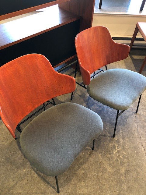 Penguin-chairs